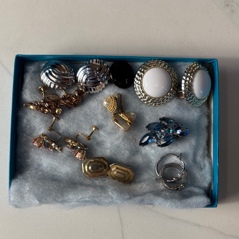 Vintage Clip On Earring Lot Gold Silver Tone Rhinestone Pearl Statement Mixed